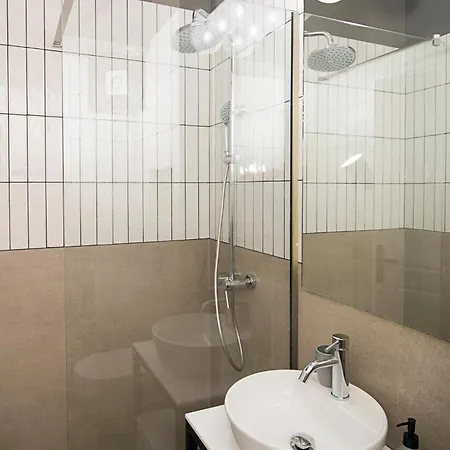 Space Ab Lägenhet Kalamata